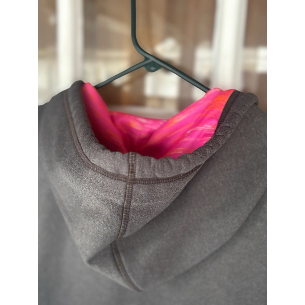 Under Armor Storm1 Women's Large Dark Gray & Pink Logo Long Sleeve Fleece Hoodie - Picture 4 of 15
